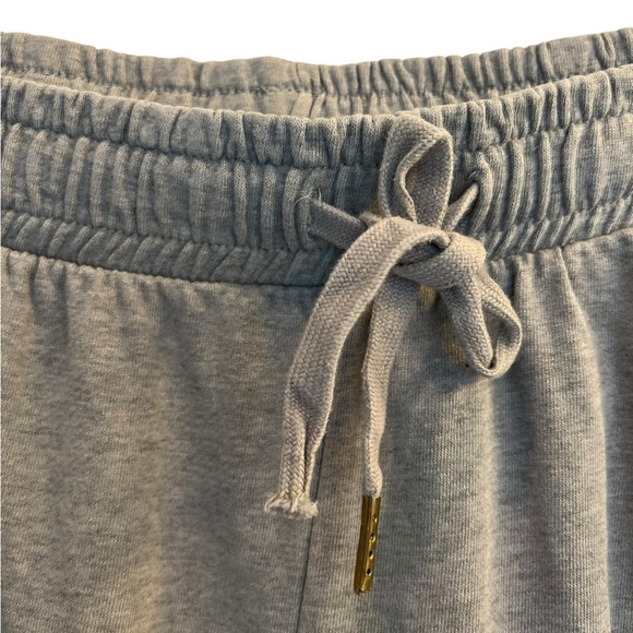 We Wore What Women’s Size Medium Gray Drawstring Joggers - Picture 6 of 6